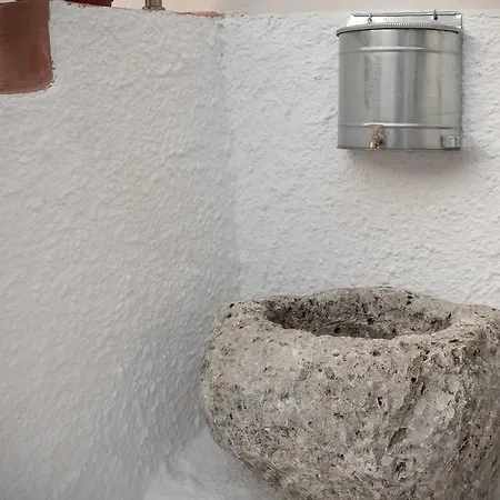 Vorto House * Agios Leon